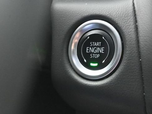 Used 2024 Chevrolet Tahoe LT AWD/4WD image 24