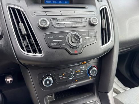 Used 2017 Ford Focus ST FWD image 20