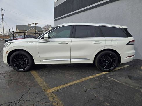 Used 2021 Lincoln Aviator Reserve w/ Equipment Group 208A image 4