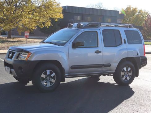 Used 2012 Nissan Xterra PRO-4X w/ Pro-4x Leather Pkg image 9
