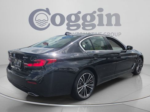 Used 2023 BMW 530i w/ Convenience Package RWD image 5