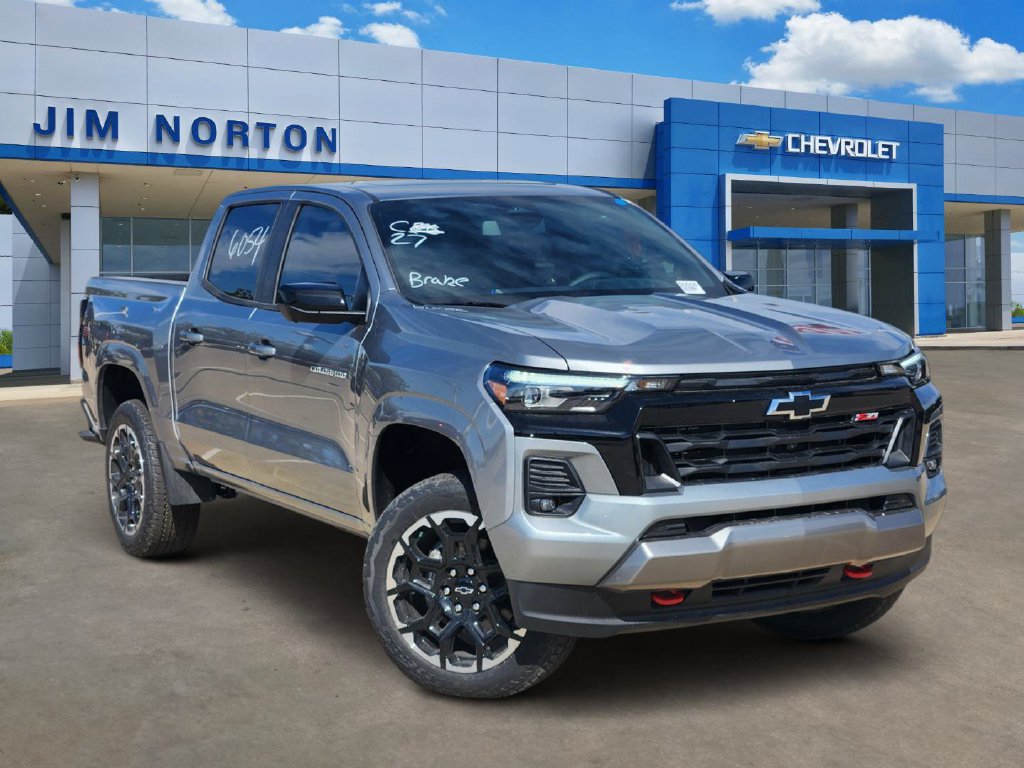 New 2026 Chevrolet Colorado Z71 w/ Technology Package AWD/4WD image 1