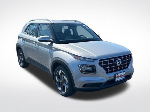 New 2026 Hyundai Venue SEL FWD image 8