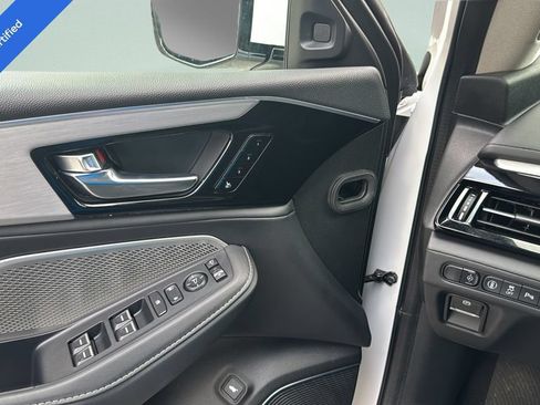Used 2024 Acura MDX SH-AWD w/ Technology Package image 18