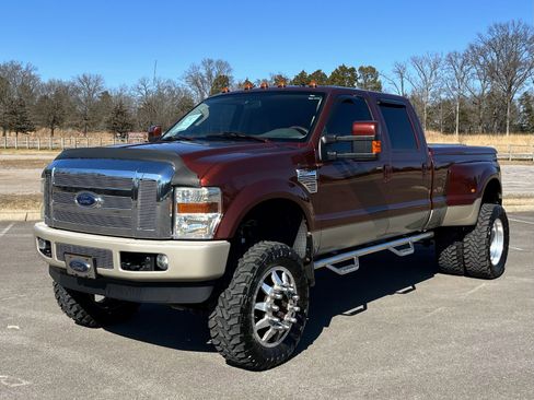 Used 2008 Ford F350 King Ranch image 2