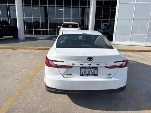Used 2025 Toyota Camry LE FWD image 7