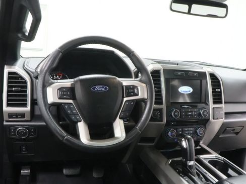 Used 2017 Ford F150 Lariat image 8