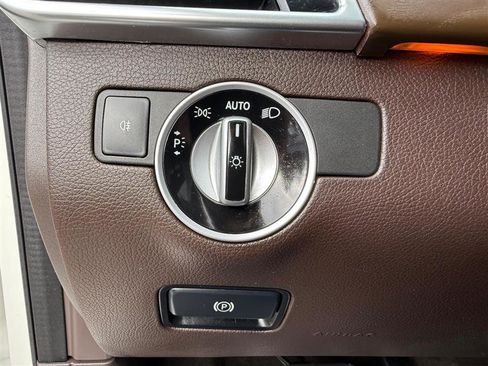 Used 2019 Mercedes-Benz GLS 450 4MATIC image 38