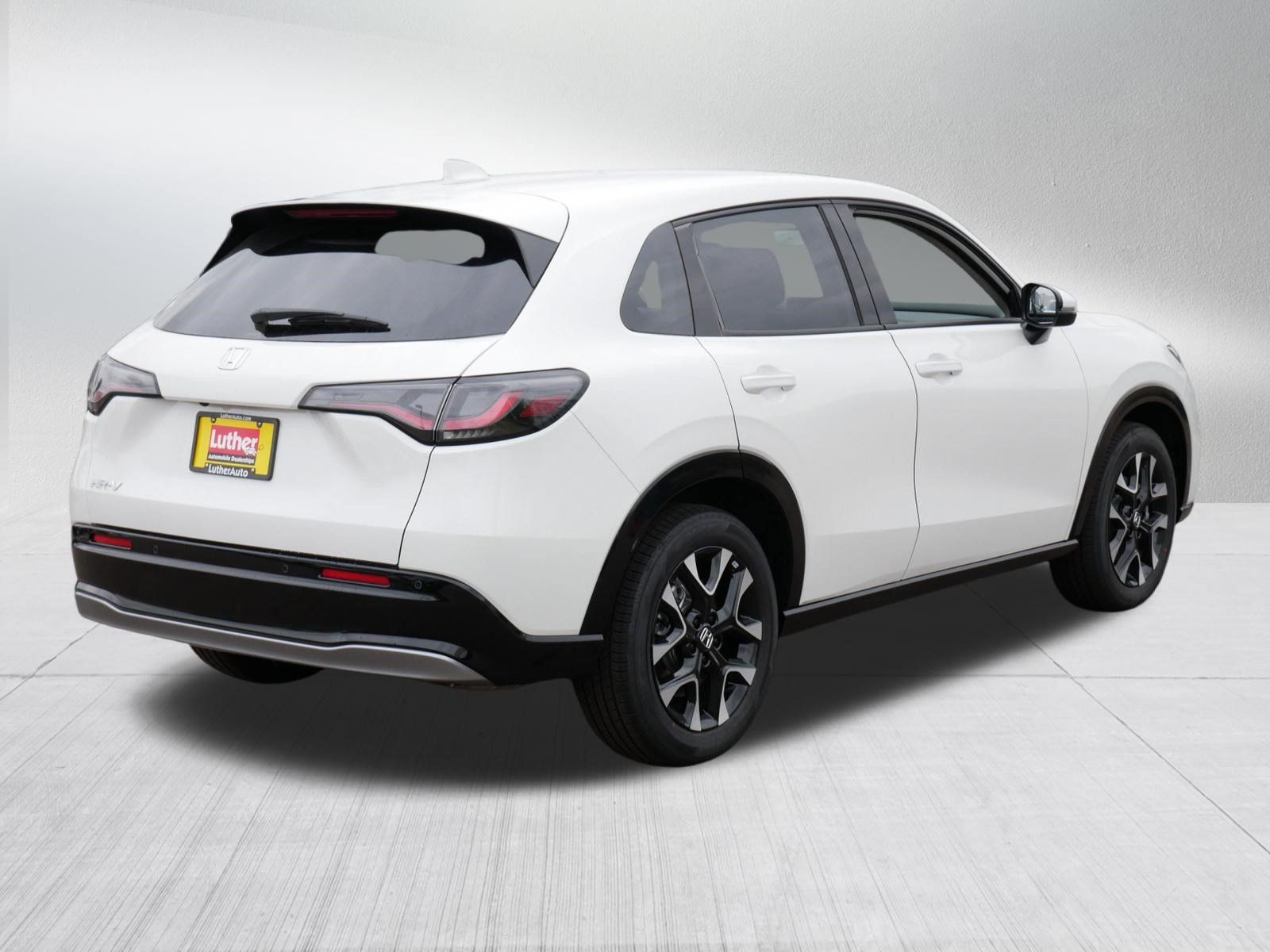 Used 2027 Honda HR-V EX-L image 7