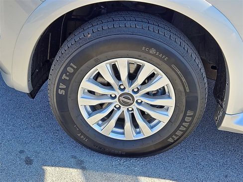 Used 2024 Nissan Armada SV image 13