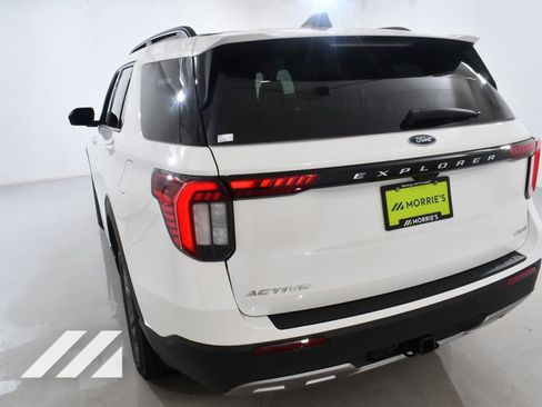 New 2025 Ford Explorer Active w/ Active Comfort Package image 14