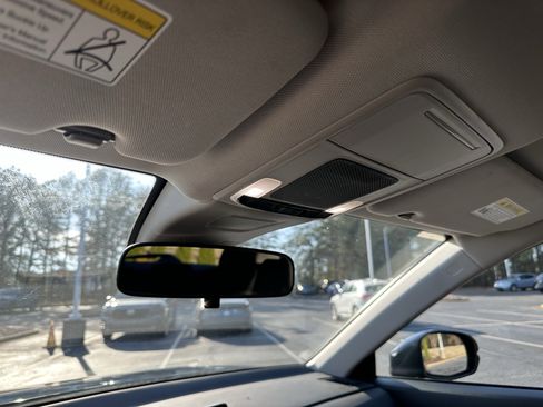 Used 2025 Honda CR-V LX image 29