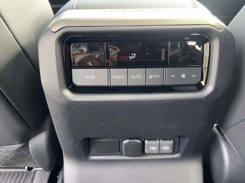 New 2026 Toyota Land Cruiser Base image 18