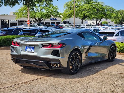 Used 2024 Chevrolet Corvette Stingray Preferred Cpe w/ 2LT image 7