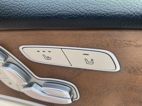 Used 2018 Mercedes-Benz E 300 image 15