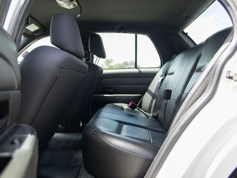 Used 2008 Ford Crown Victoria Police Interceptor RWD image 23