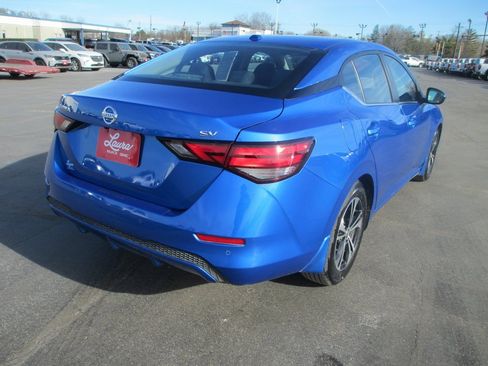 Used 2022 Nissan Sentra SV w/ Trunk Package image 5