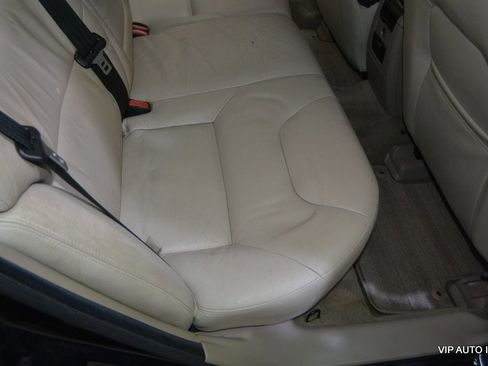 Used 2007 Volvo V70 2.4 FWD image 28