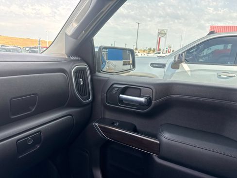 Used 2020 GMC Sierra 1500 SLT RWD image 30