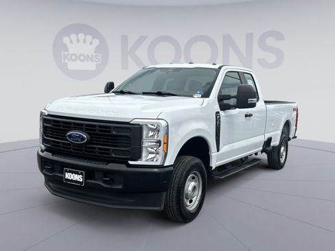 Certified 2023 Ford F350 XL w/ Snow Plow Prep Package AWD/4WD image 1
