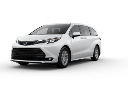 New 2025 Toyota Sienna XLE w/ XLE Plus Package
