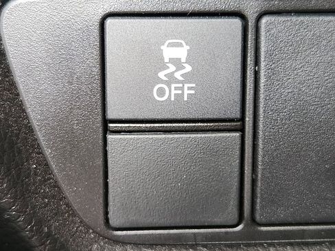 Used 2025 Honda HR-V LX image 21