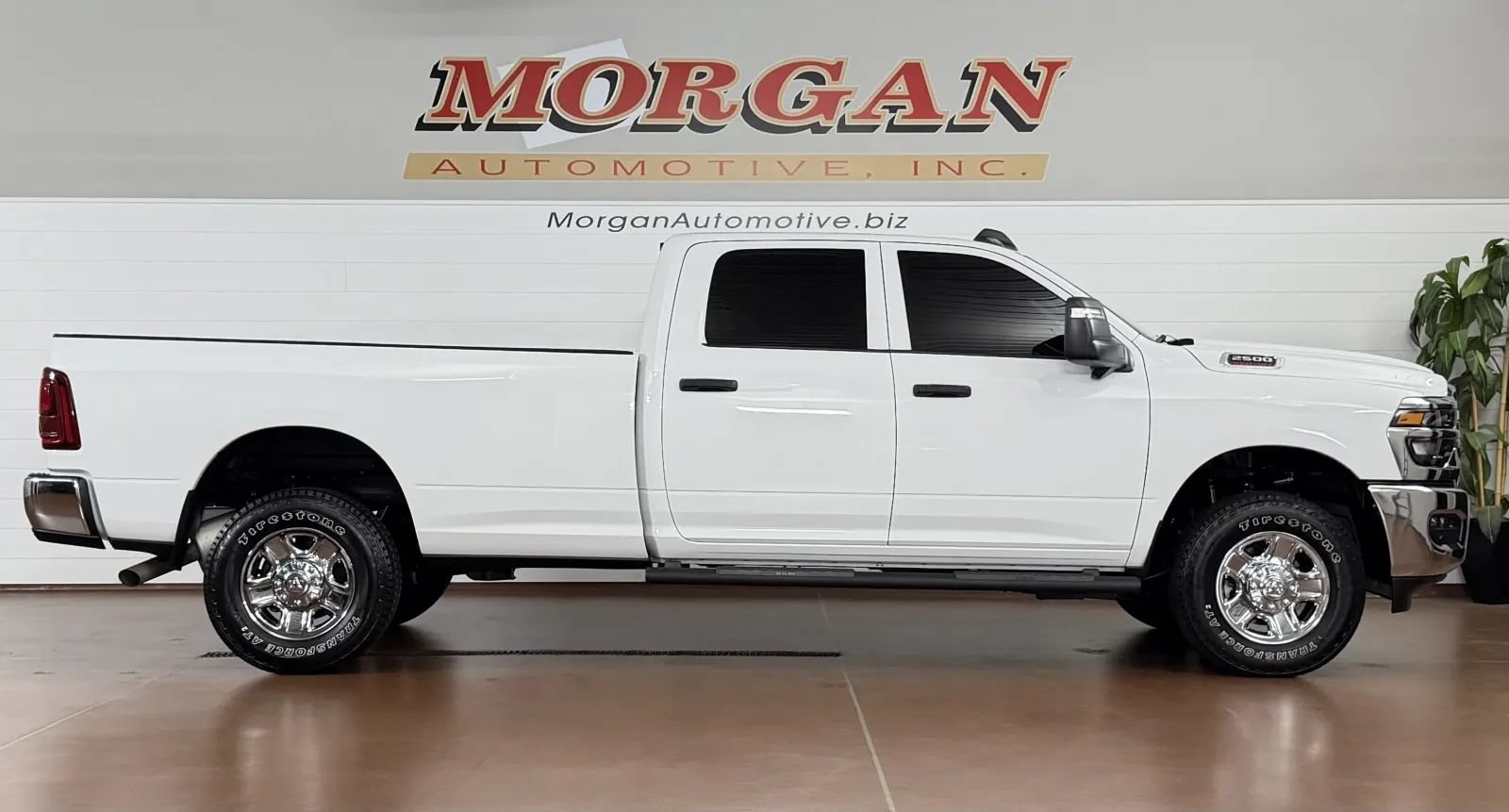 Used 2025 RAM 2500 Tradesman AWD/4WD image 2
