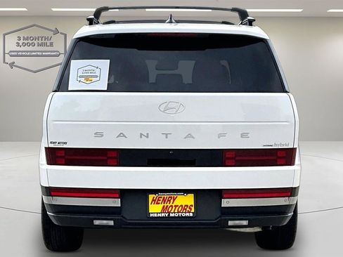 Used 2025 Hyundai Santa Fe Limited AWD/4WD image 5