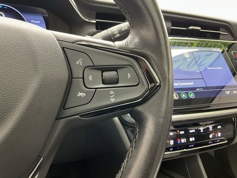 Used 2022 Chevrolet Bolt EUV Premier w/ Sun & Sound Package image 19