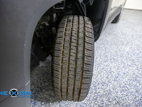Used 2022 Jeep Renegade Latitude w/ Convenience Group AWD/4WD image 48