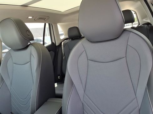 New 2026 Volkswagen Tiguan SE AWD/4WD image 14