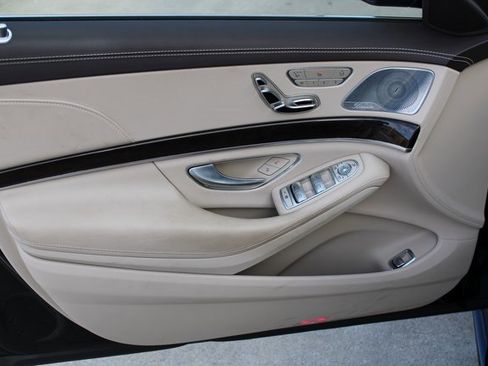 Used 2020 Mercedes-Benz S 560 4matic image 19