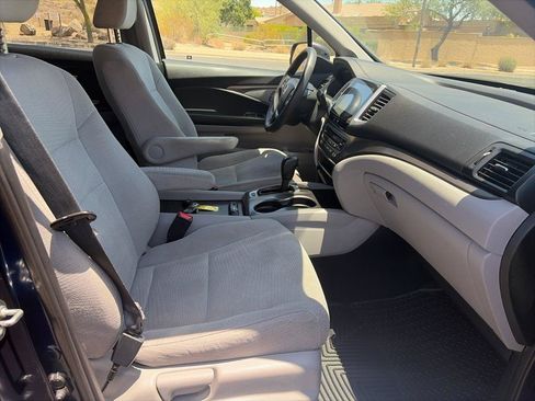 Used 2017 Honda Pilot EX image 38