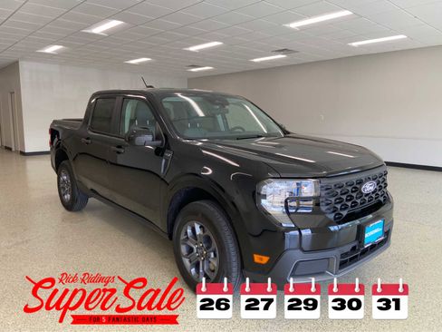 New 2025 Ford Maverick XLT w/ XLT Luxury Package image 3