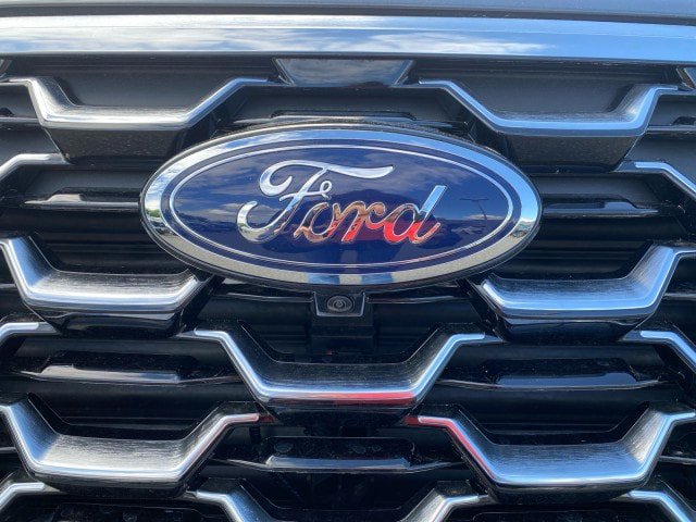 New 2026 Ford Explorer Platinum w/ LUX Leather Package AWD/4WD image 28