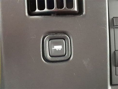 Certified 2024 Chevrolet Express 2500 w/ Driver Convenience Package image 23