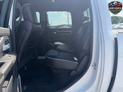 Used 2026 RAM 2500 Laramie AWD/4WD image 23