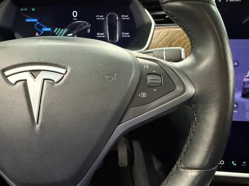 Used 2020 Tesla Model X Long Range AWD/4WD image 33