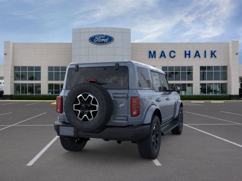 New 2025 Ford Bronco Outer Banks image 8