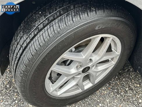 Used 2024 Ford Edge SEL image 9