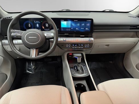 Certified 2025 Hyundai Kona SEL image 10