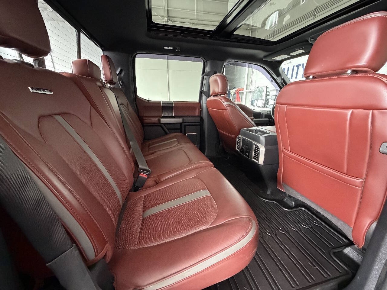Used 2019 Ford F150 Platinum w/ Equipment Group 701A Luxury AWD/4WD image 24