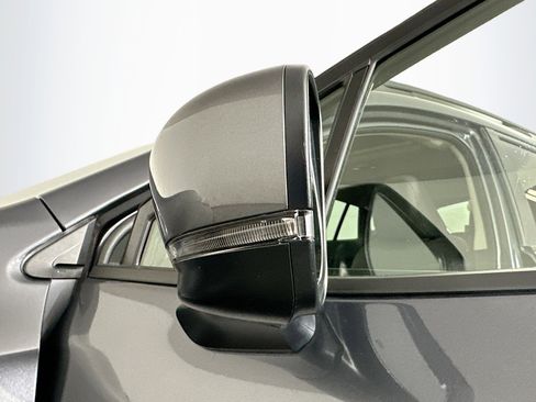 Used 2024 Subaru Crosstrek 2.0i Premium image 16