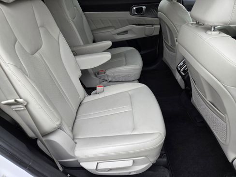 Used 2022 Kia Sorento SX image 17