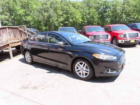 Used 2013 Ford Fusion SE FWD image 5