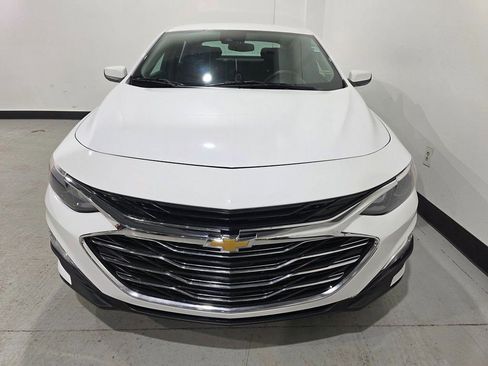 Used 2022 Chevrolet Malibu LS w/ Driver Confidence Package II image 10