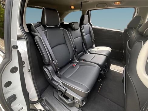 Used 2026 Honda Odyssey Elite image 25