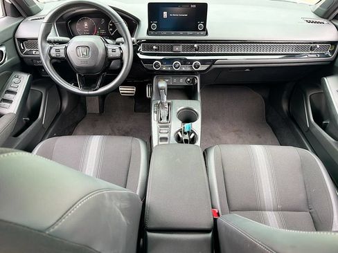 Used 2025 Honda Civic Sport image 11