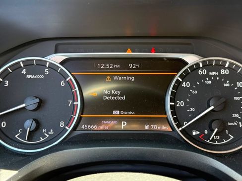 Used 2024 Nissan Rogue SV FWD image 12