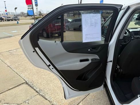 Certified 2024 Chevrolet Equinox LS image 14